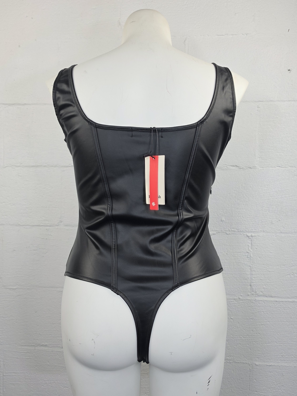 Popilush Shapewear Faux Leather Lace Balconette Sculpting Bodysuit - Picture 3 of 8